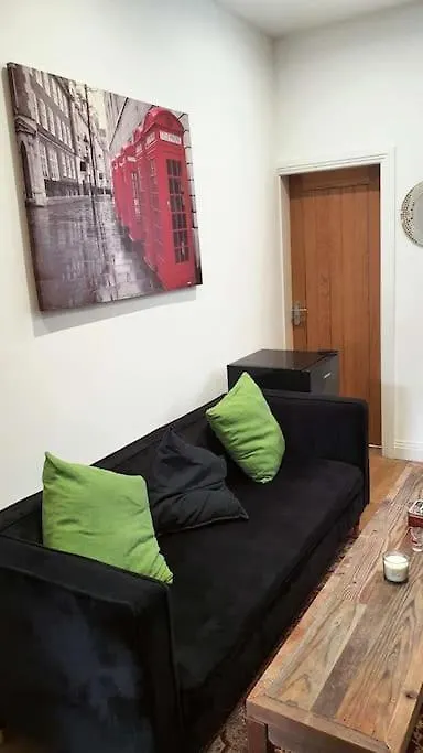 London-Themed Stylish Apartment , Near City Centre 노팅엄
