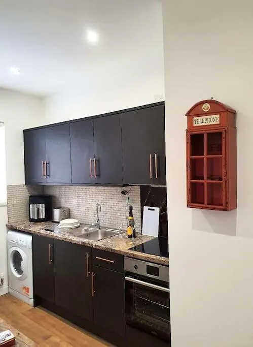 London-Themed Stylish Apartment , Near City Centre 노팅엄 영국